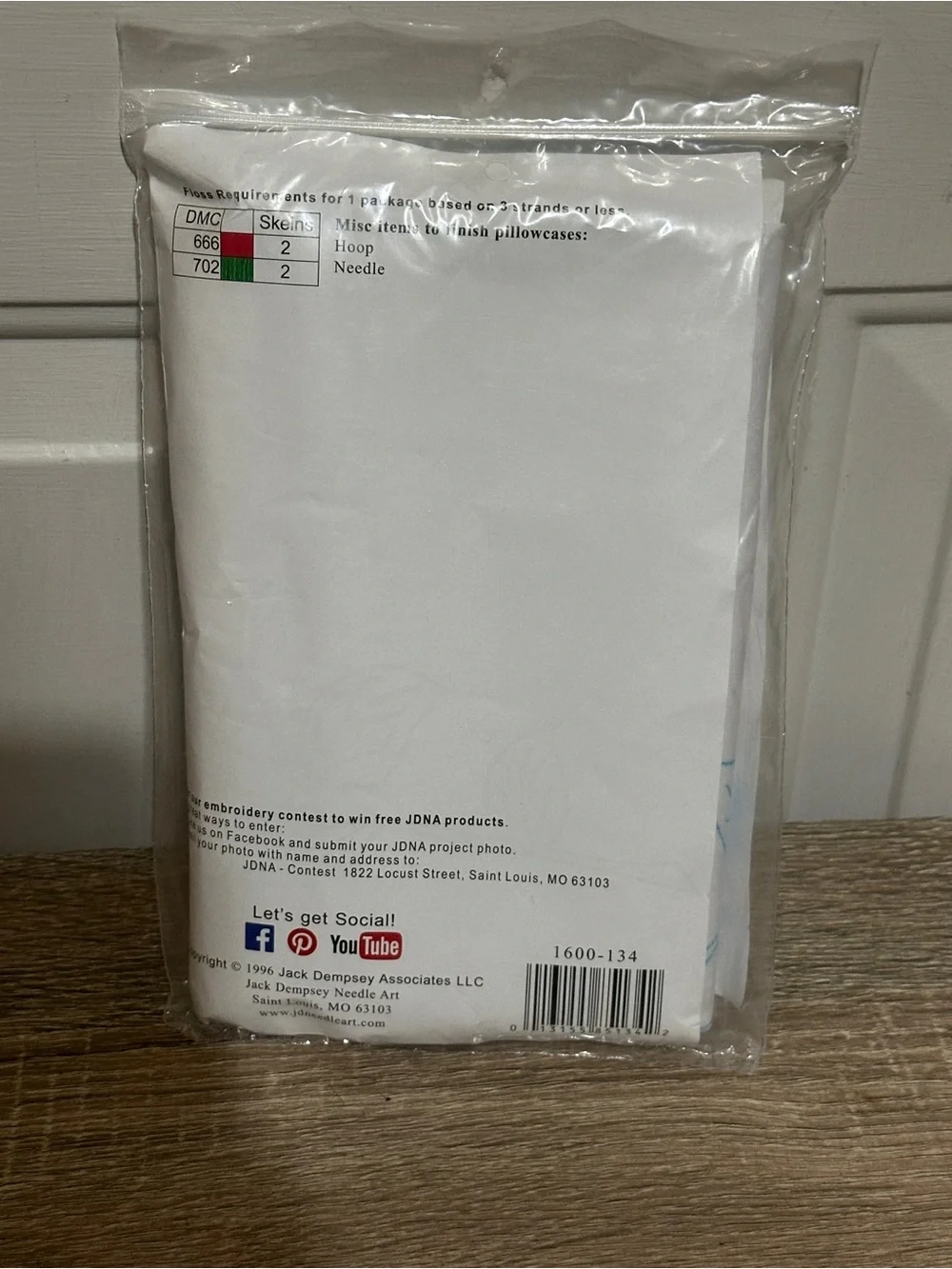 Jack Dempsey Perle Edge Pillowcases Stamped Embroidery Long Stem Rose 1600-134